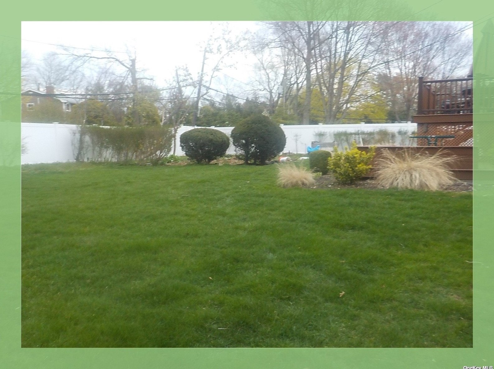 1 Kirkland Dr, Greenlawn NY  11740-2113 exterior