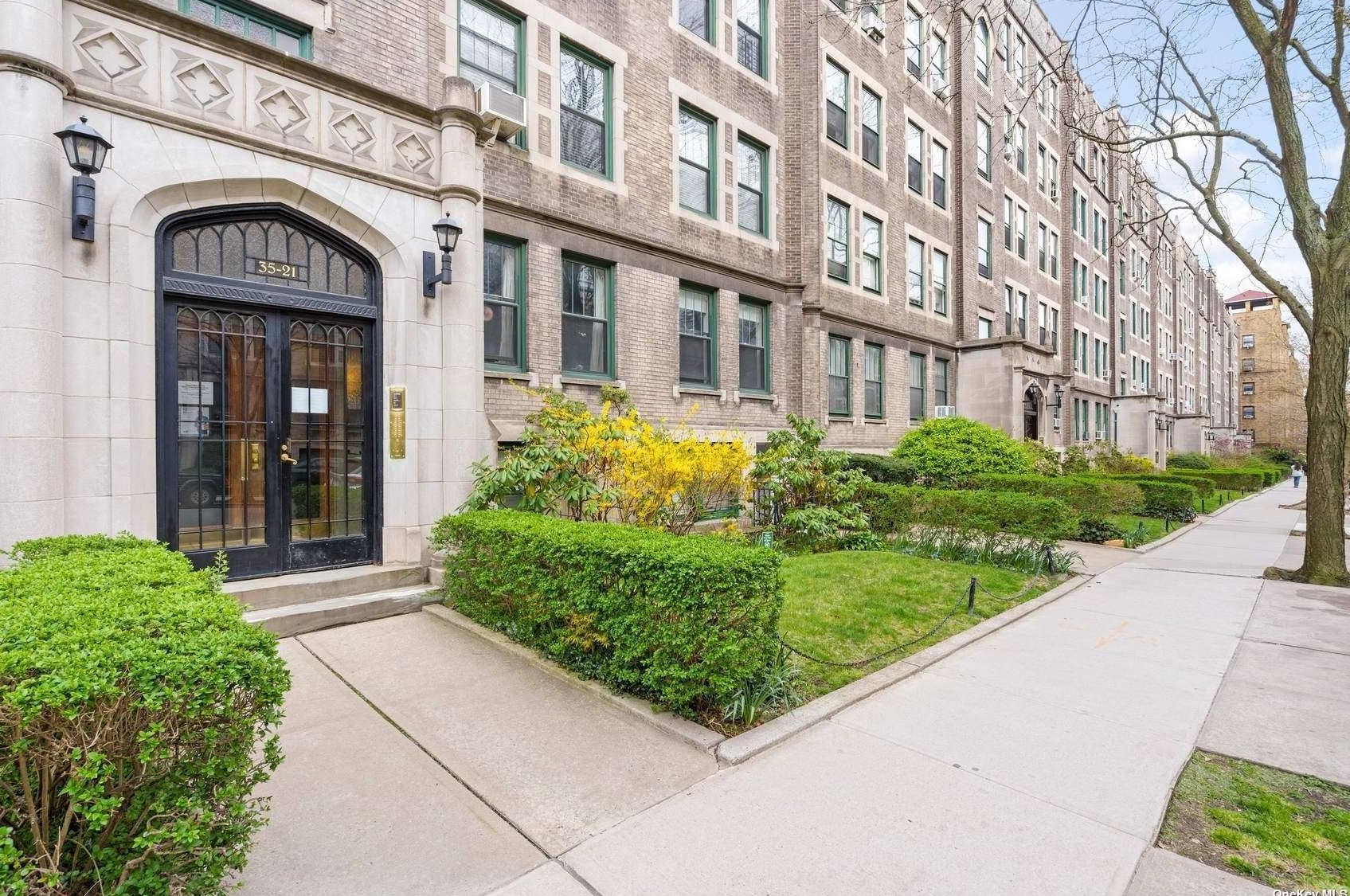 35-21 80th St, Flushing NY  exterior