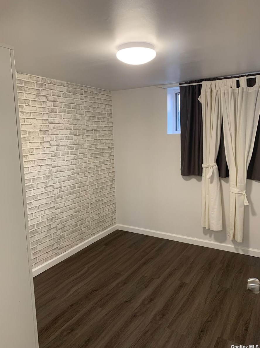 24-10 86th St, Flushing NY  11369-1029 exterior