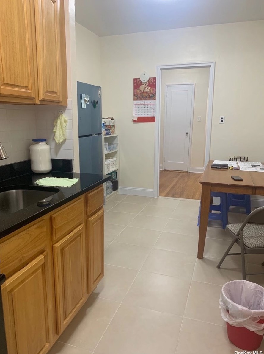 40-35 Ithaca St, Flushing NY  11379-1430 exterior