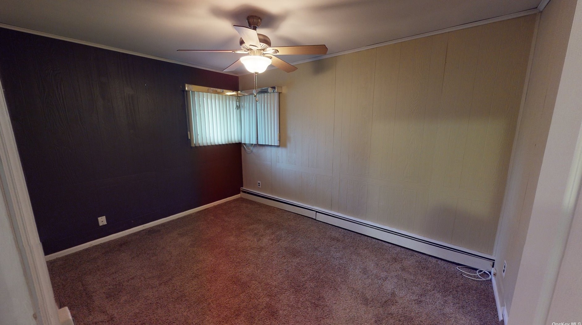 462 Adirondack Dr, Farmingville NY  11738-2043 exterior