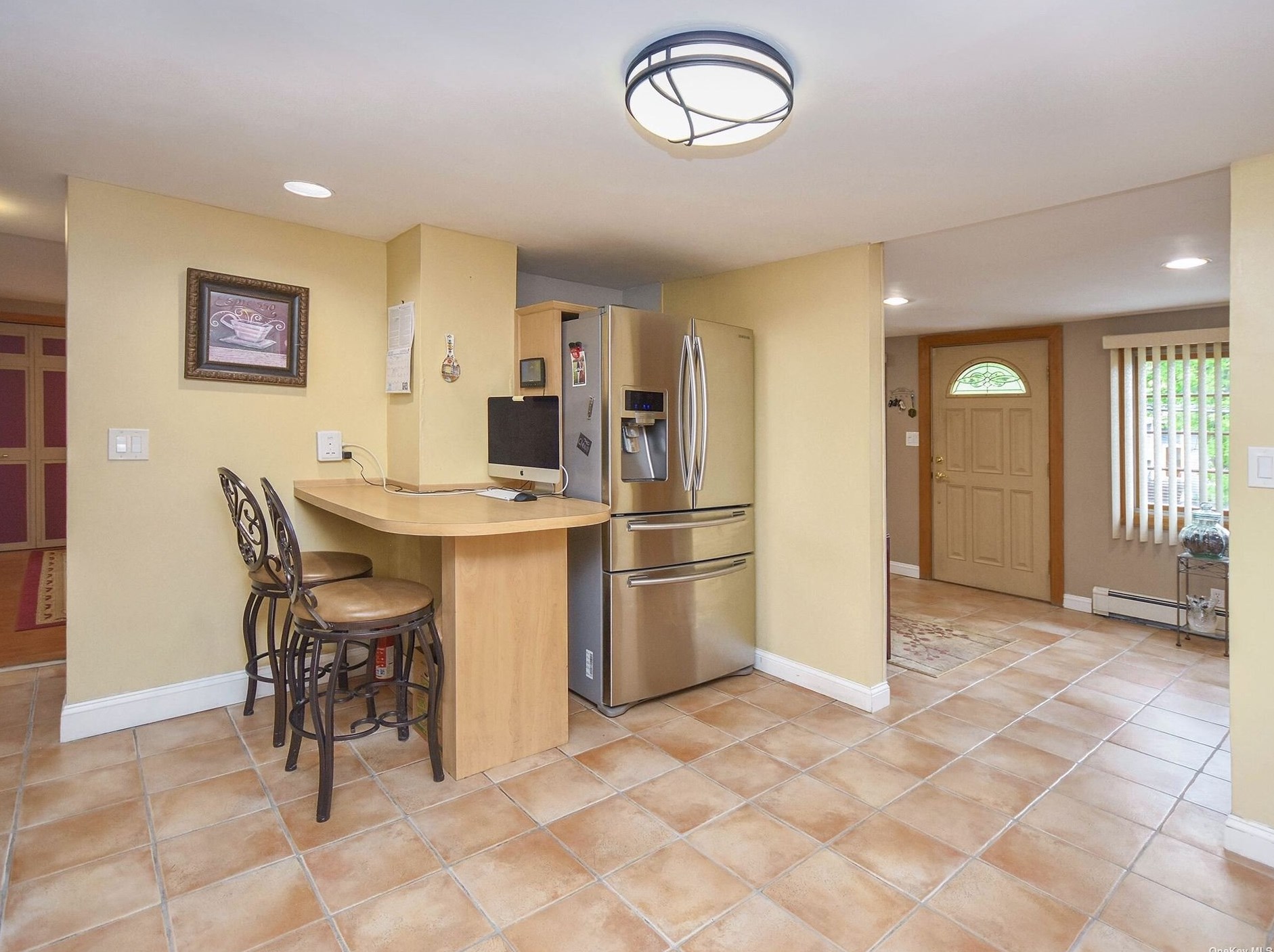 40 Valentine Ave, Glen Cove NY  11542-4146 exterior