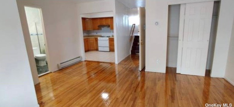76-46 47th Ave, Flushing NY  11377-6128 exterior