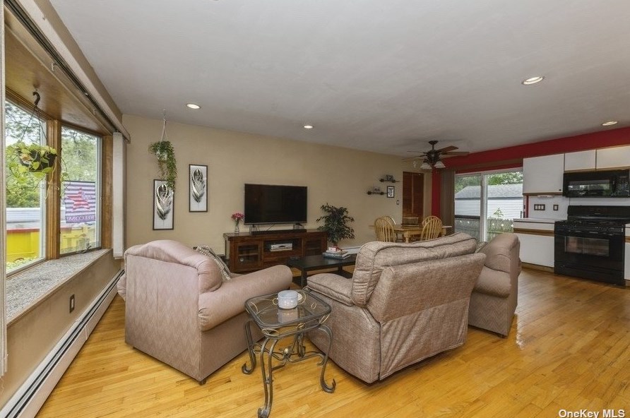 100 Webster St, North Merrick NY  11566-2619 exterior