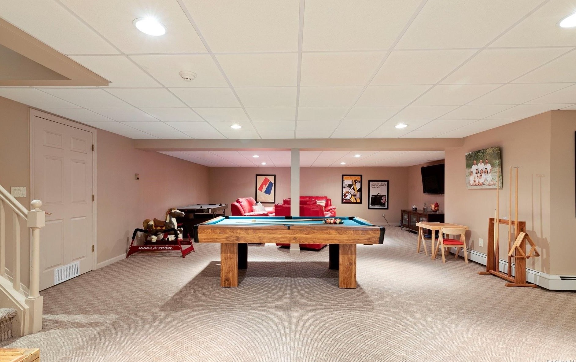 12 Ann Dr, Syosset NY  11791-5904 exterior