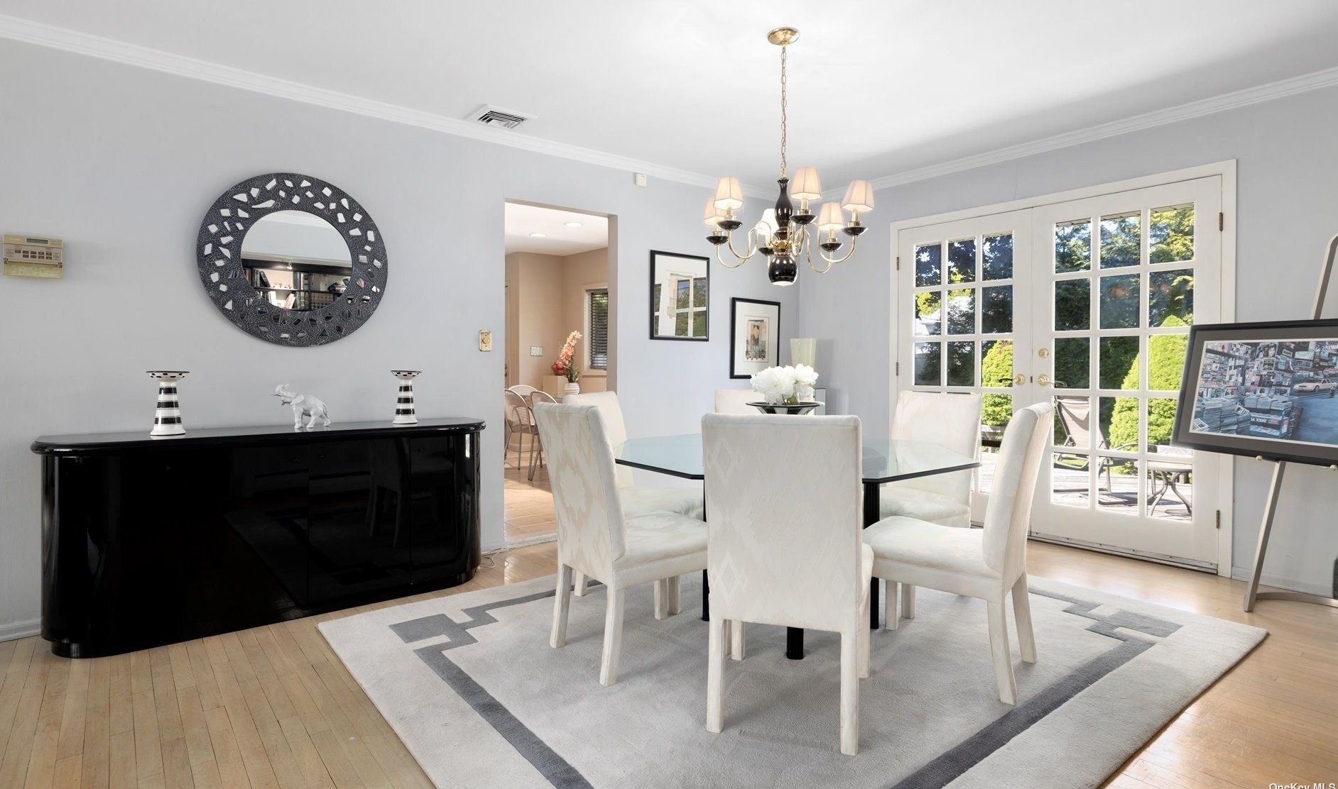 12 Ann Dr, Syosset NY  11791-5904 exterior