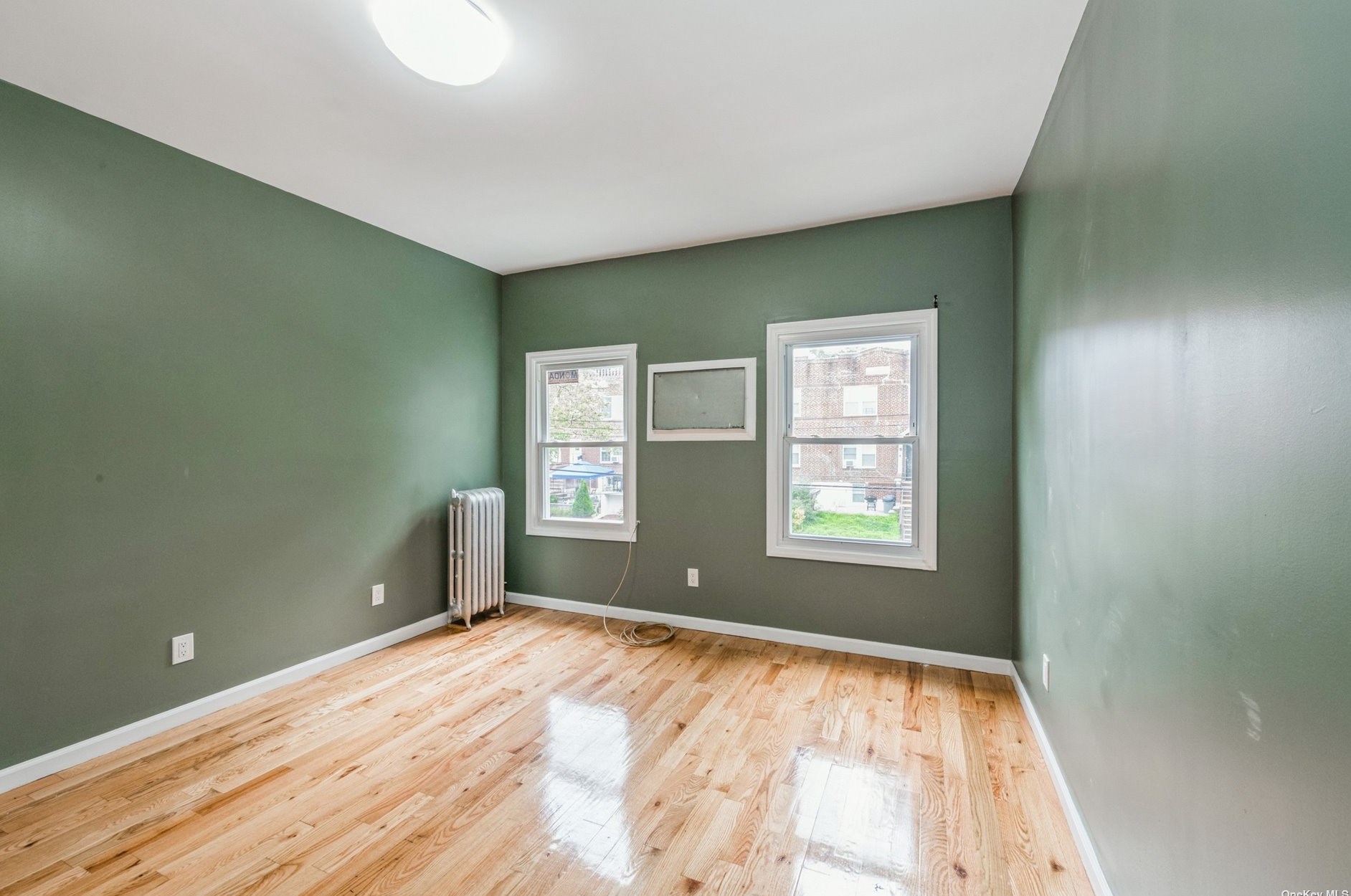 51-56 47th St, Flushing NY  11377-5225 exterior