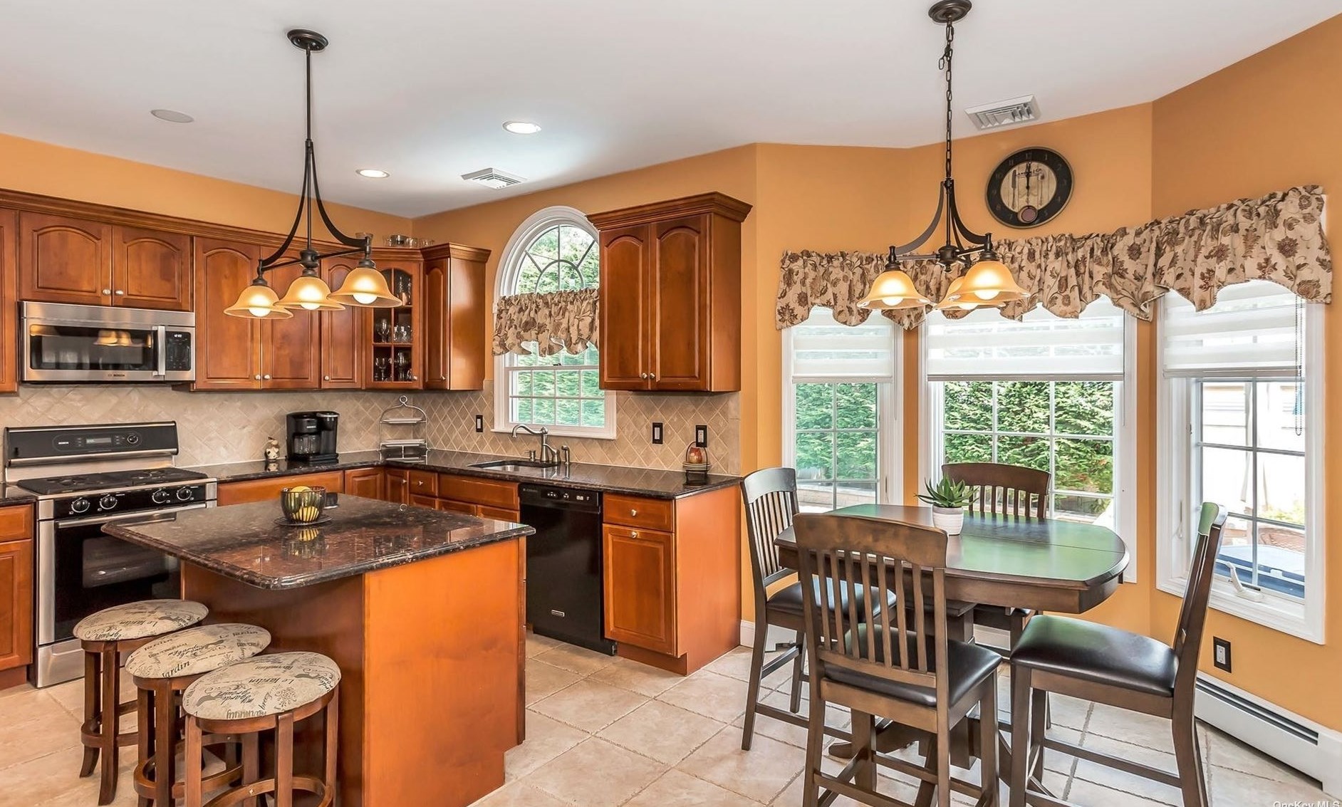 2159 Marvin Pl, North Merrick NY  11566-2227 exterior