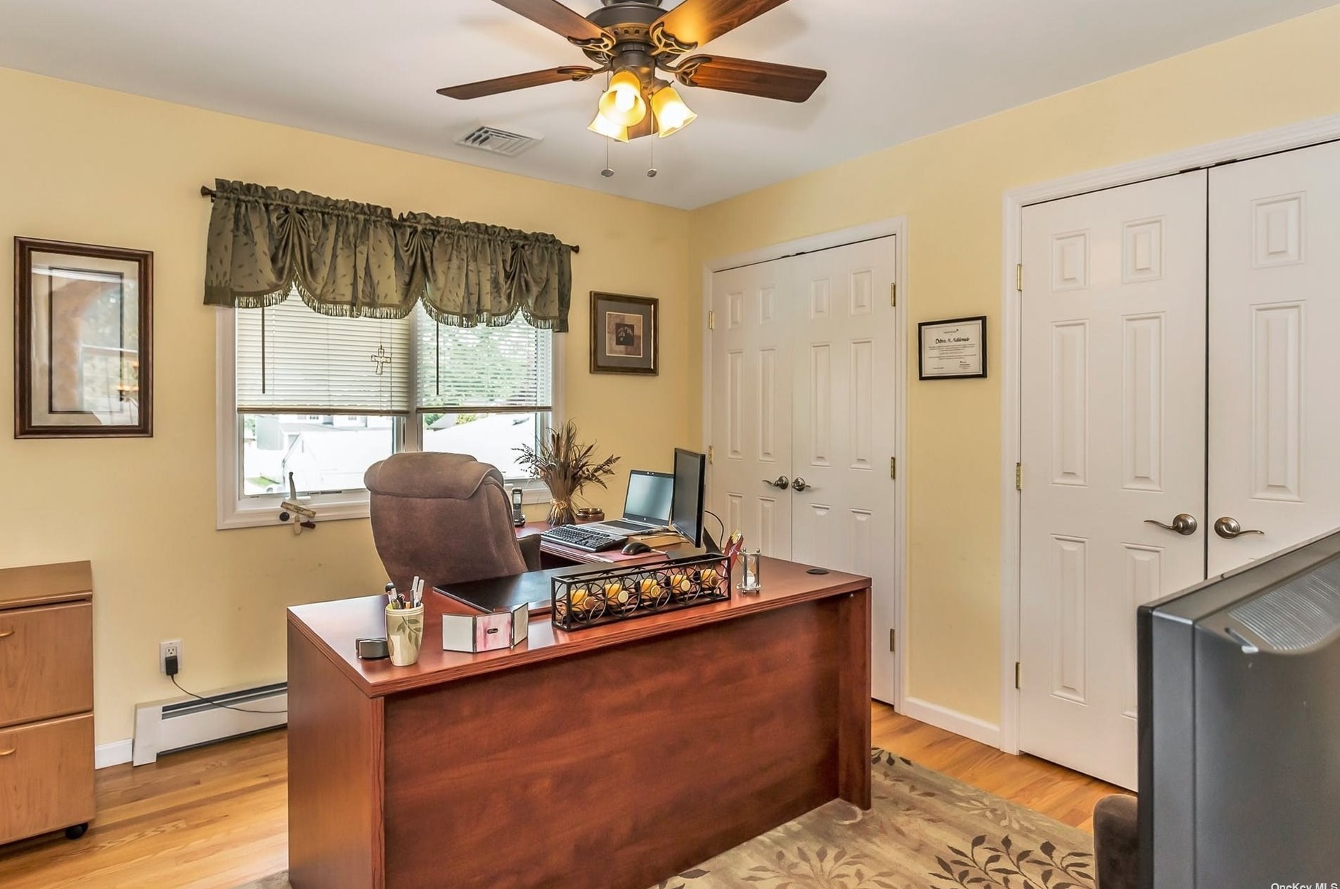 2159 Marvin Pl, North Merrick NY  11566-2227 exterior