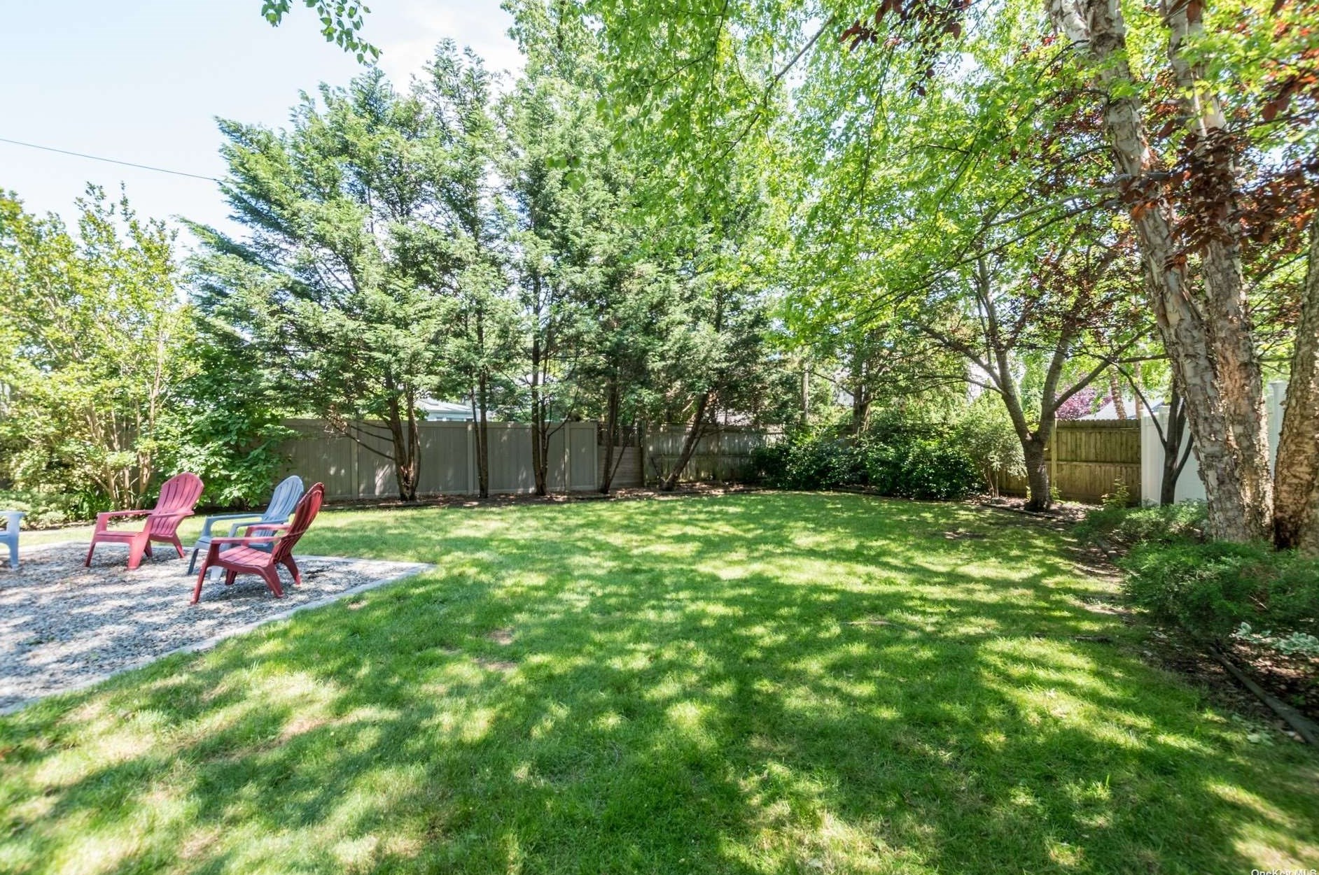 12 Alton Ct, North Merrick NY  11566-1401 exterior