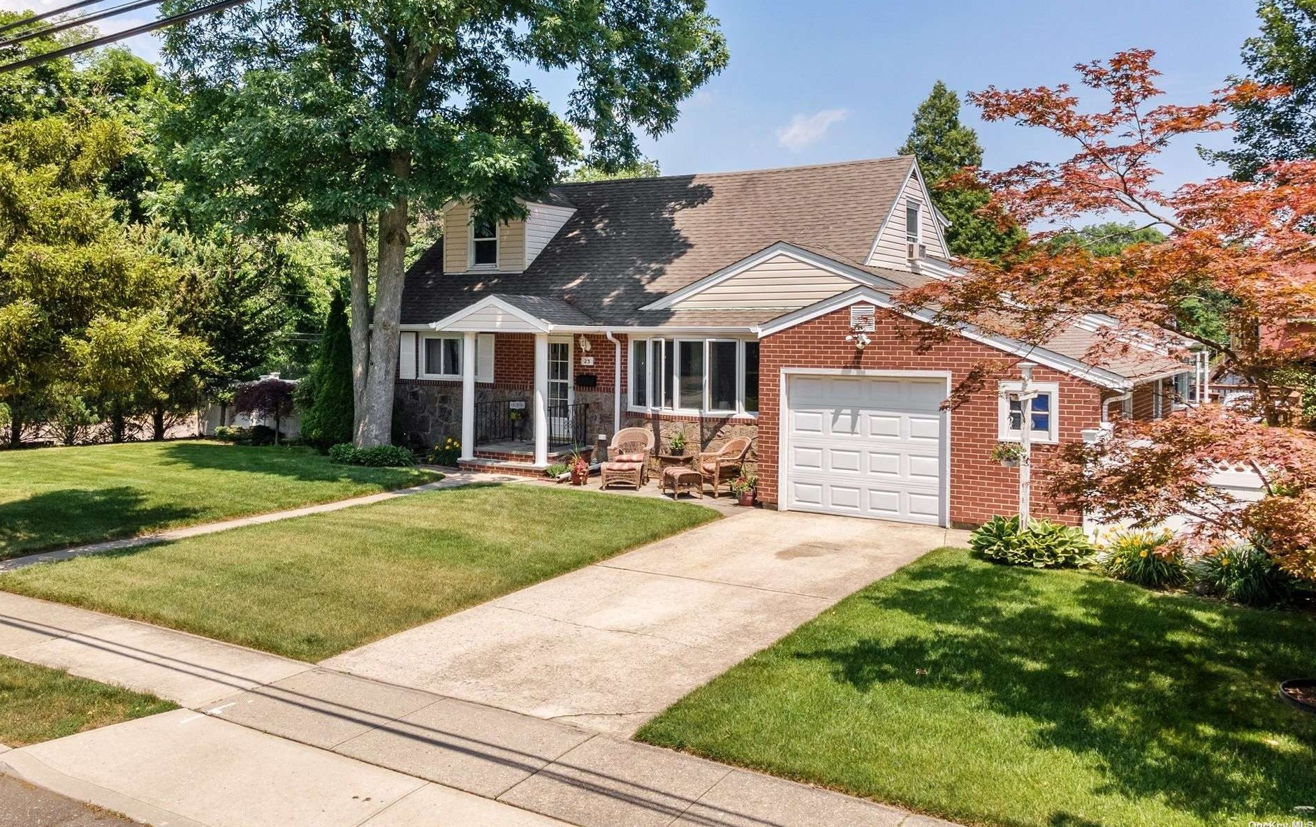 23 Hemlock Dr, Farmingdale, NY 11735 MLS 3323943 Coldwell Banker