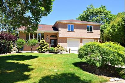 23 Monterey Drive - Photo 1