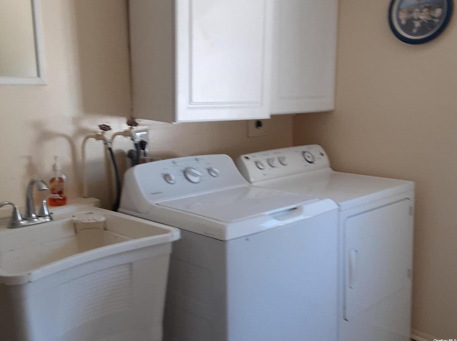 356 Dare Rd, Selden NY  11784-1418 exterior