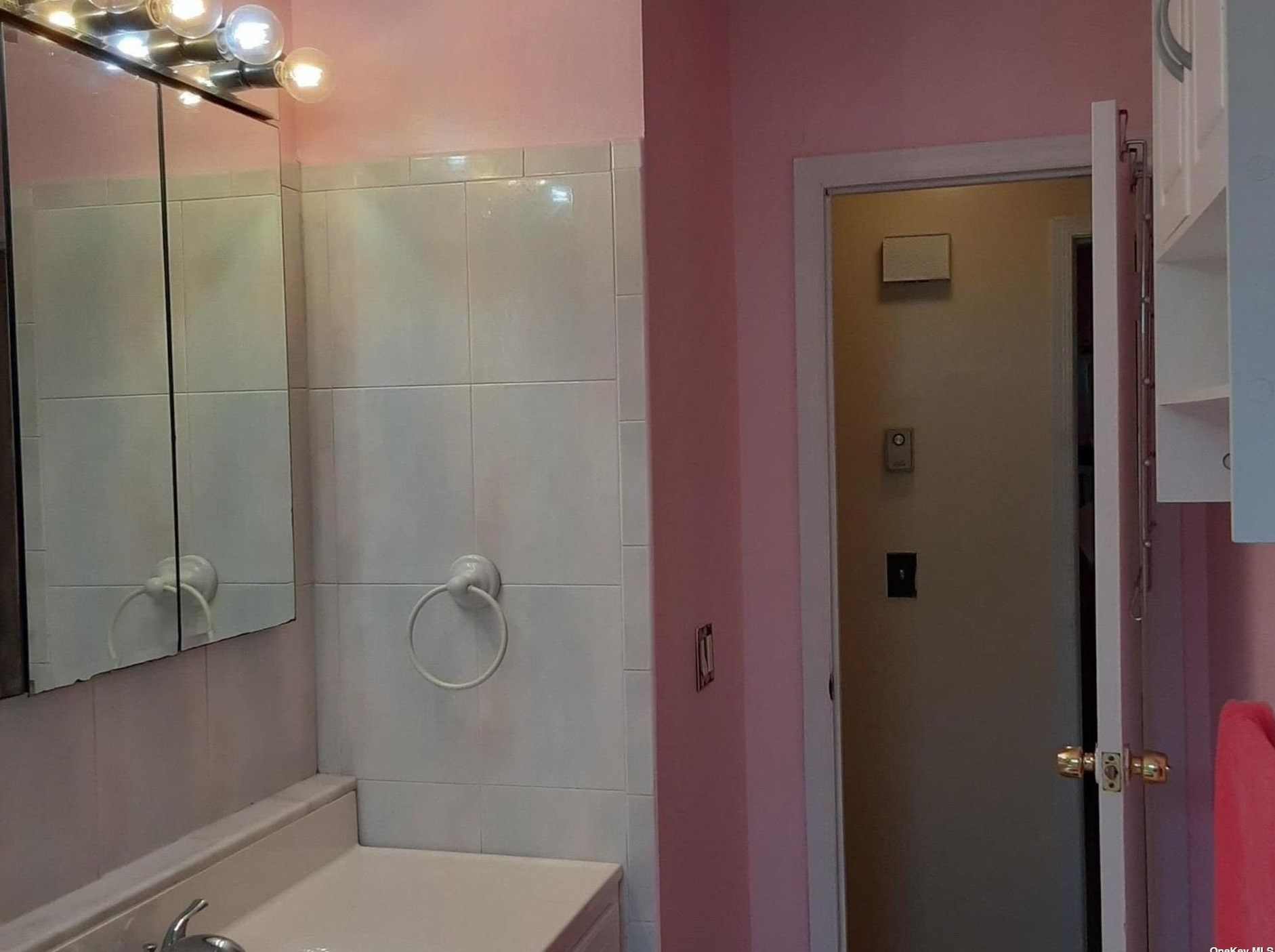 356 Dare Rd, Selden NY  11784-1418 exterior