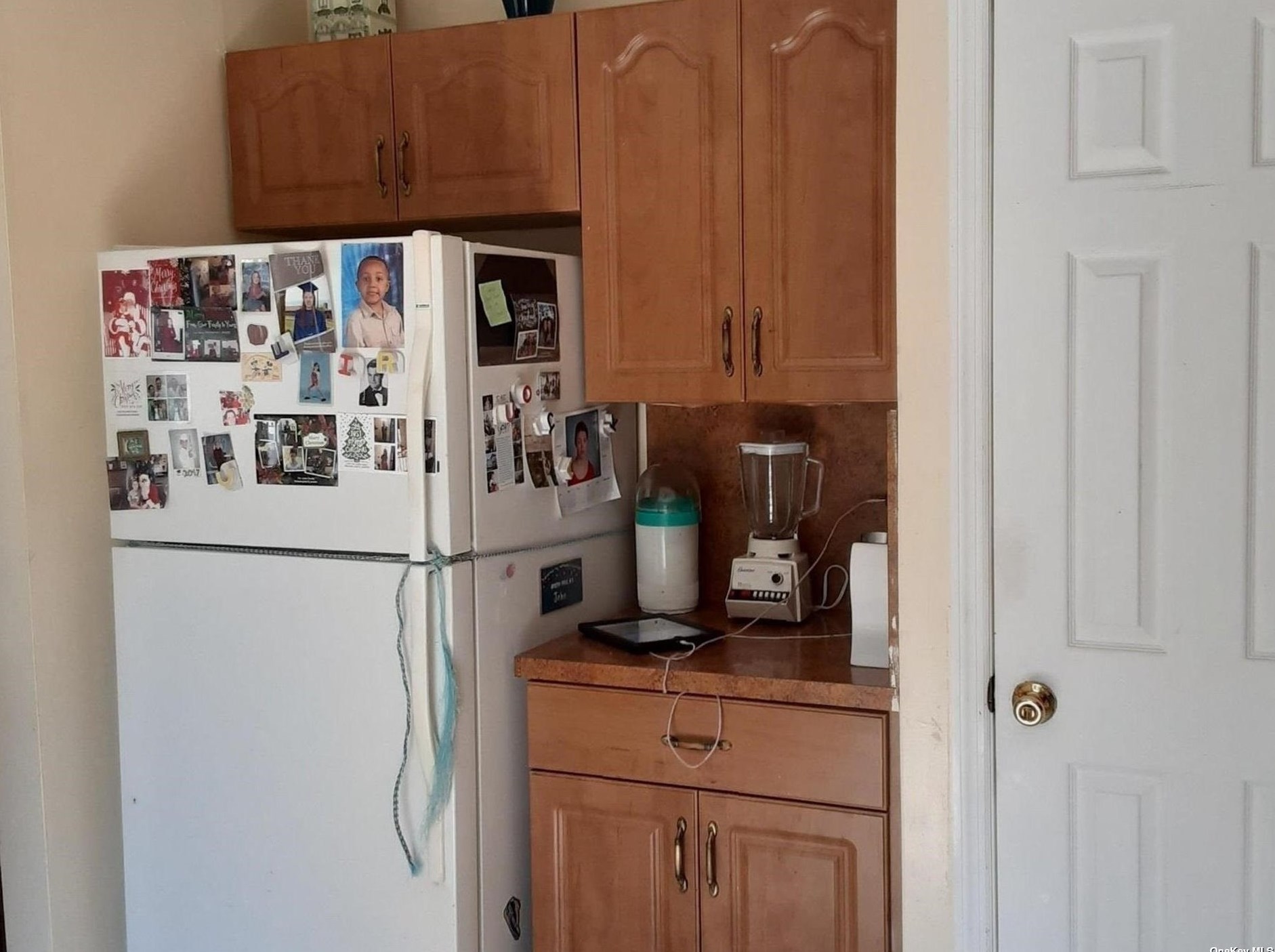 356 Dare Rd, Selden NY  11784-1418 exterior