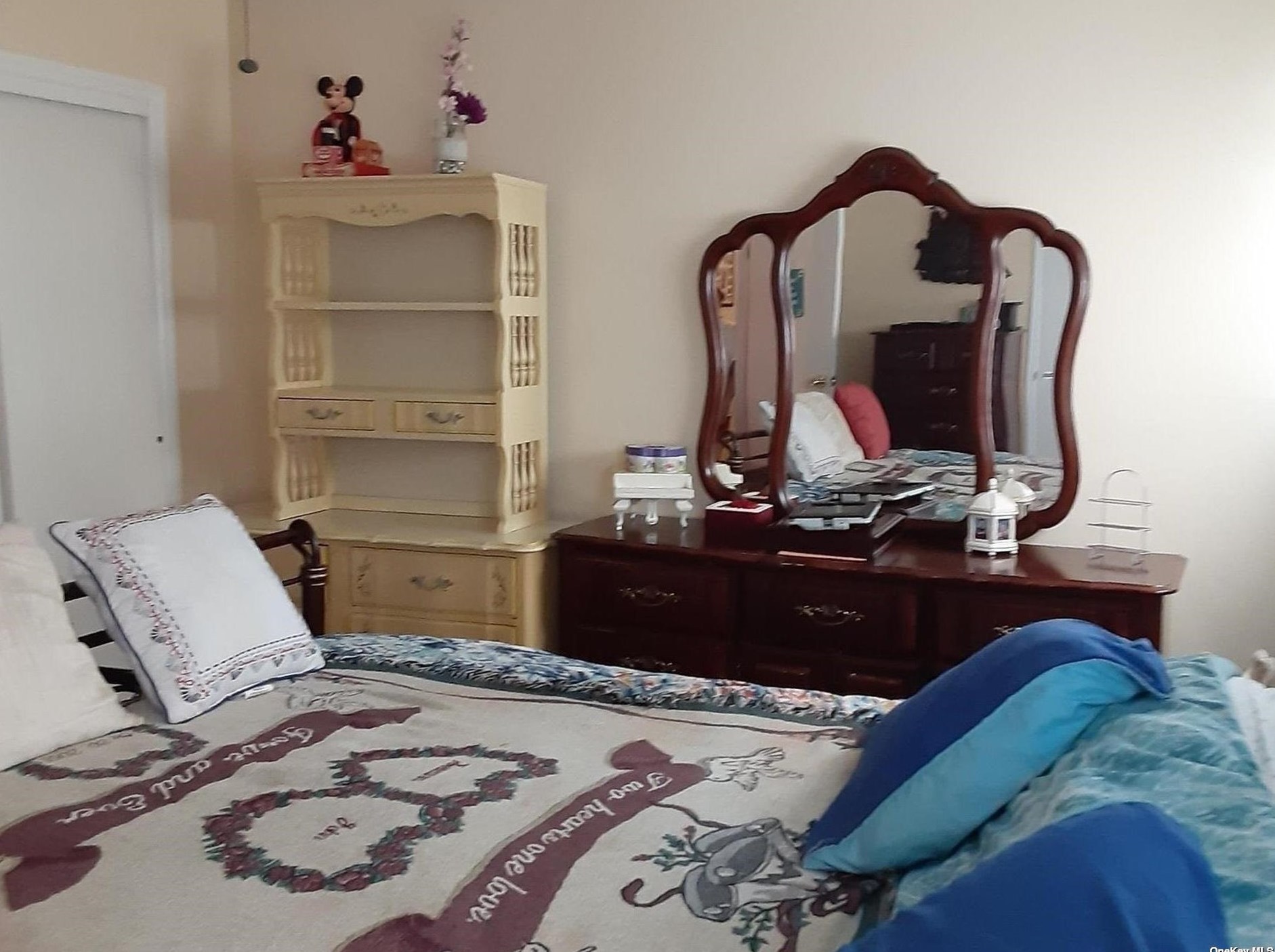 356 Dare Rd, Selden NY  11784-1418 exterior