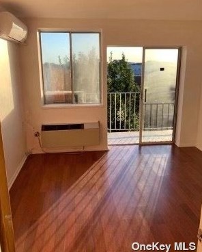 41-12 91st Pl, Flushing NY  11373-2738 exterior
