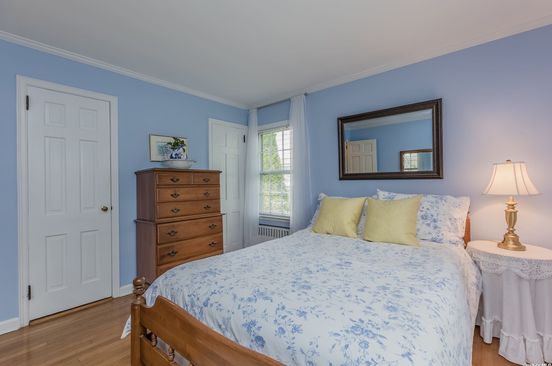 59 Clearview St, Hunt NY  11743-2449 exterior