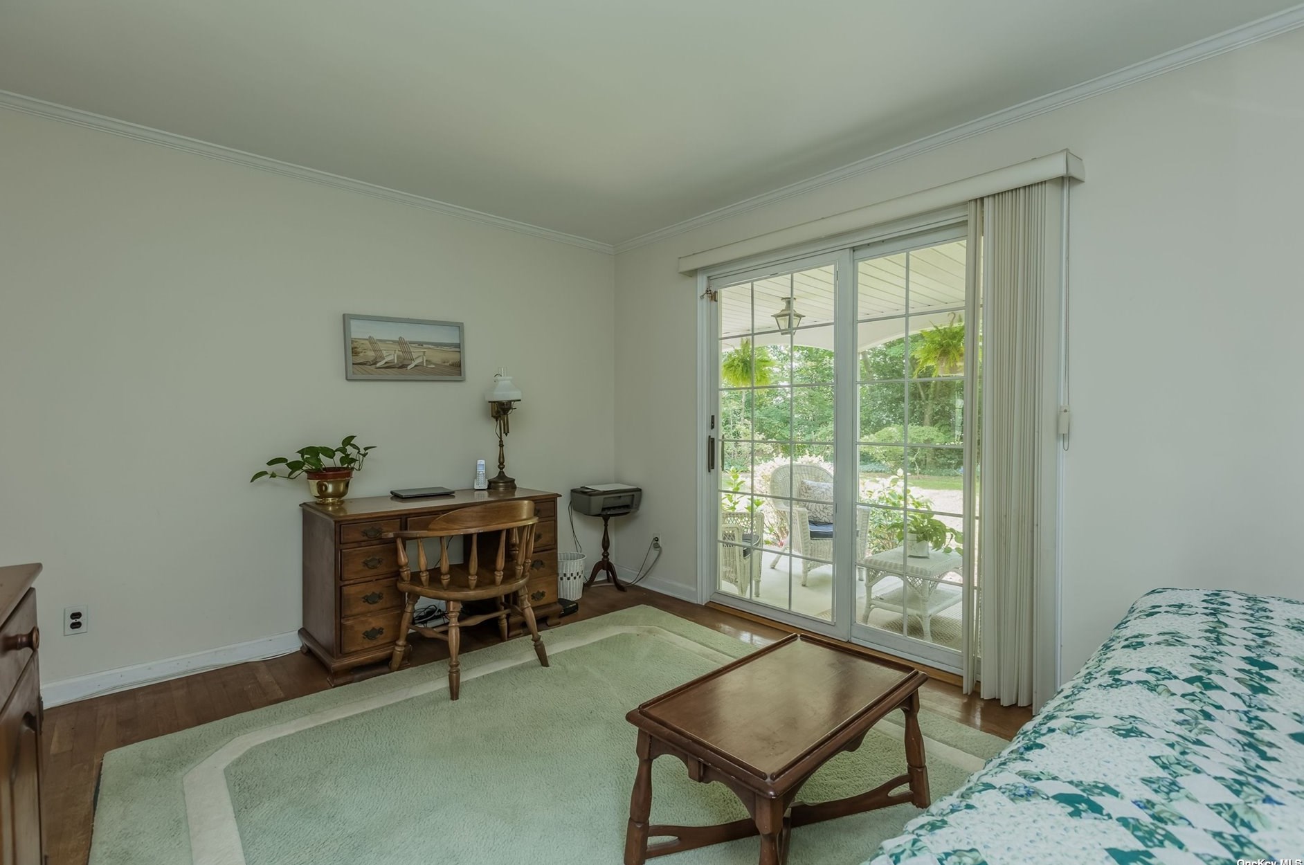 59 Clearview St, Hunt NY  11743-2449 exterior