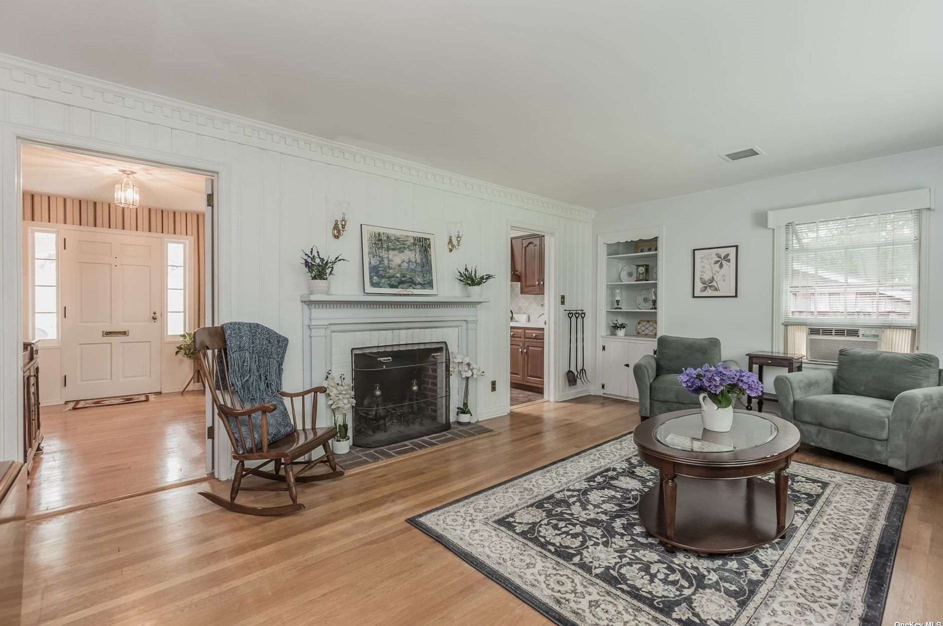 59 Clearview St, Hunt NY  11743-2449 exterior