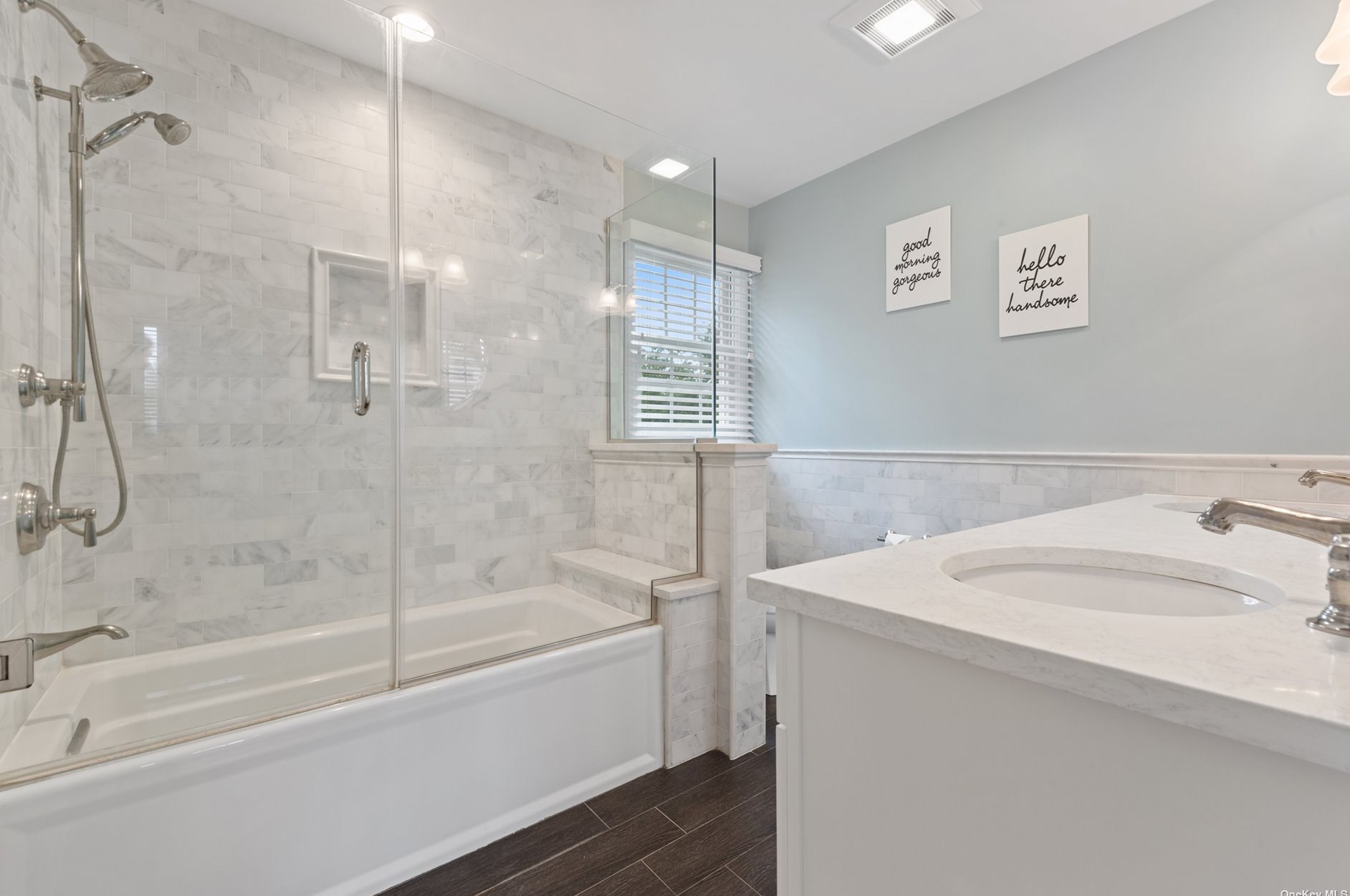 105 Scarcliffe Dr, Malverne NY  11565-1049 exterior