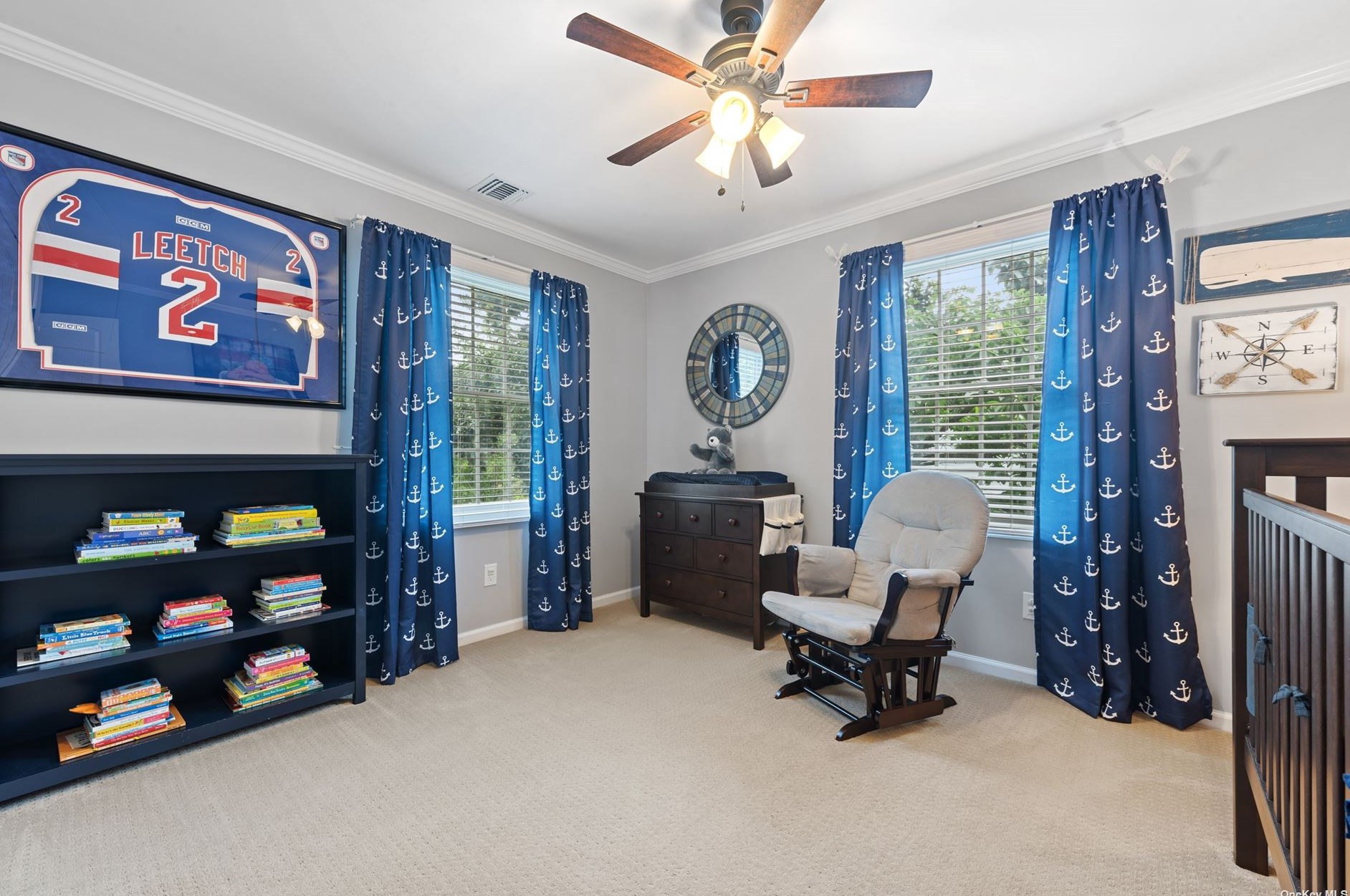 105 Scarcliffe Dr, Malverne NY  11565-1049 exterior