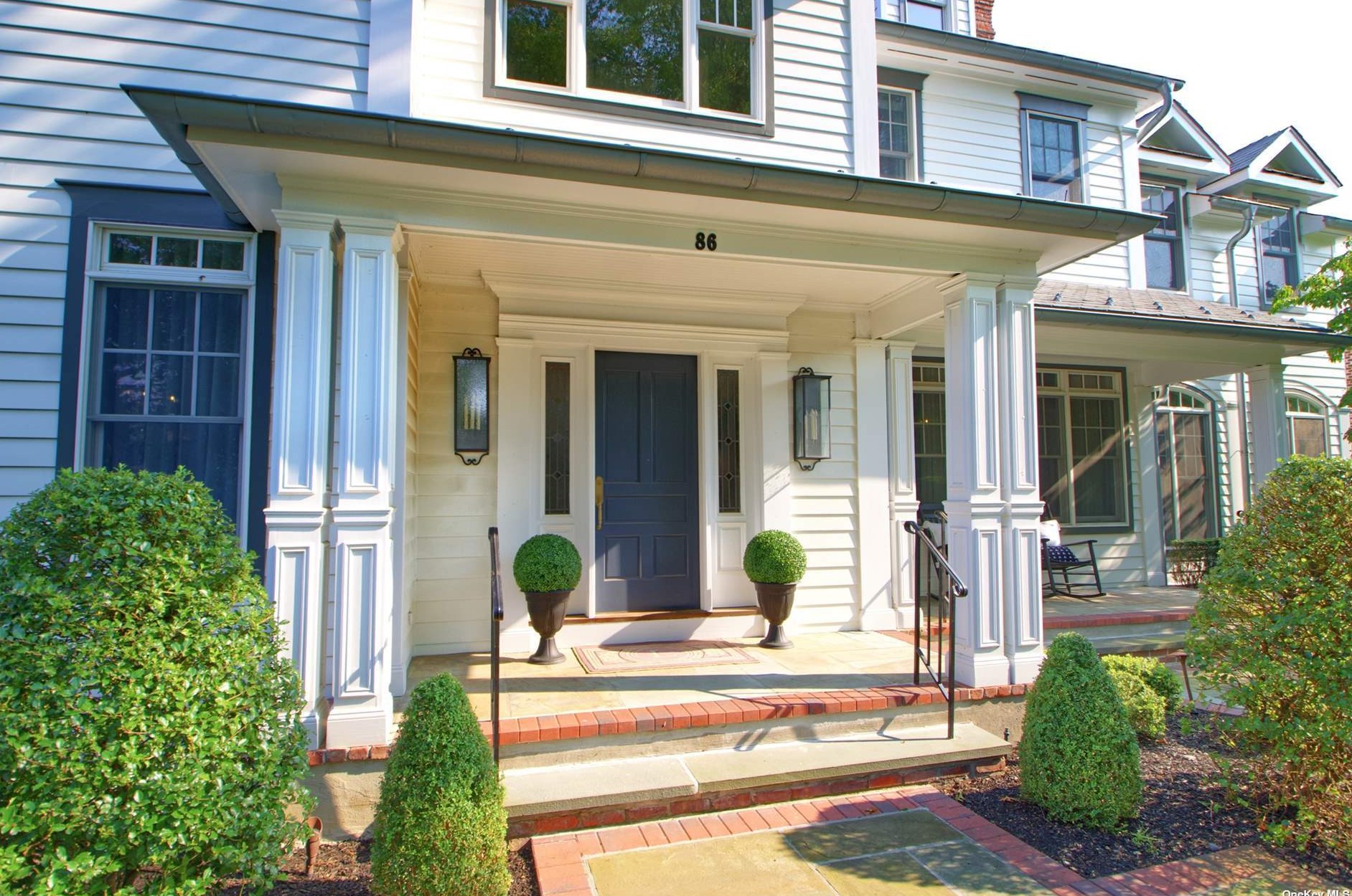 86 5th St, Garden City NY  11530-4410 exterior