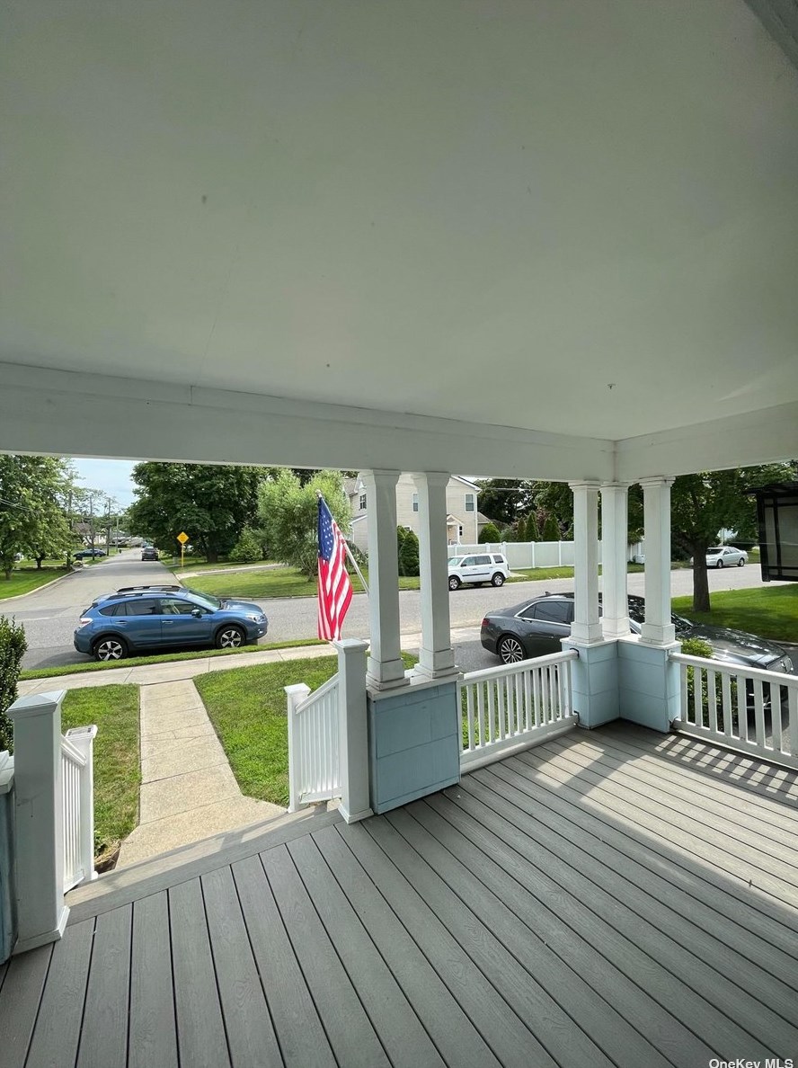 39 Laurel St, Canaan Lake NY  11772-3530 exterior