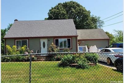 815 Wilson Boulevard - Photo 1