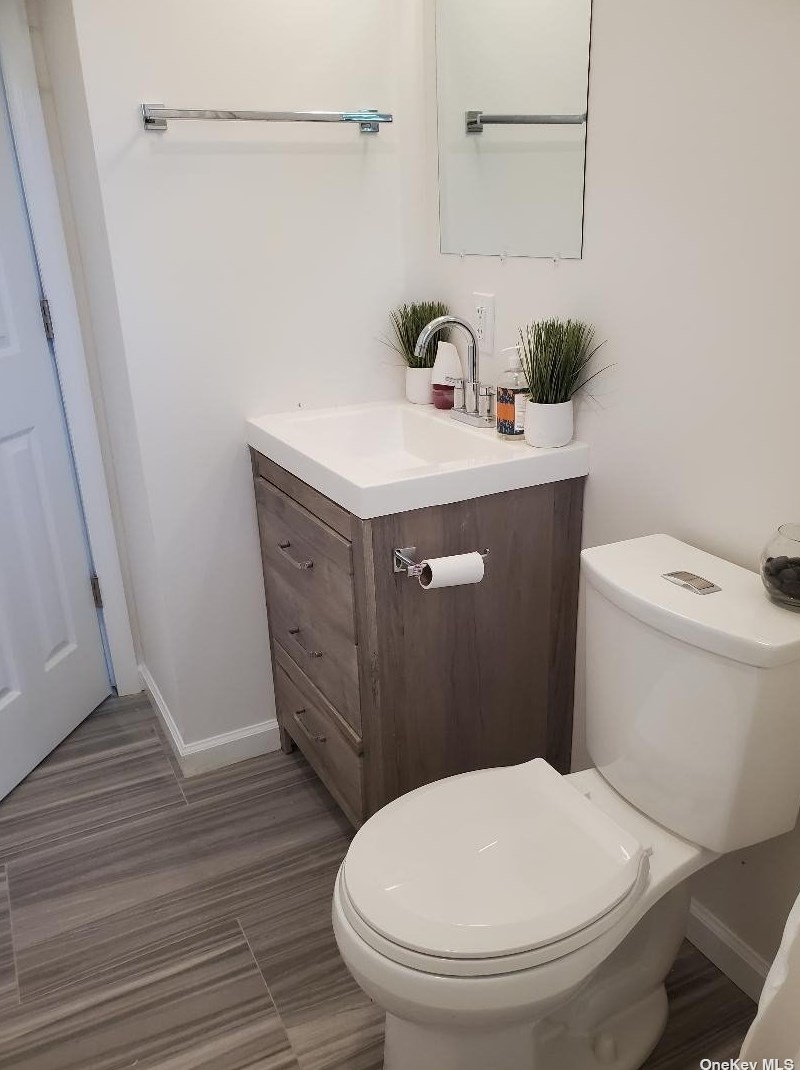 13 Merrick Rd, Smith Point NY  11967-2353 exterior