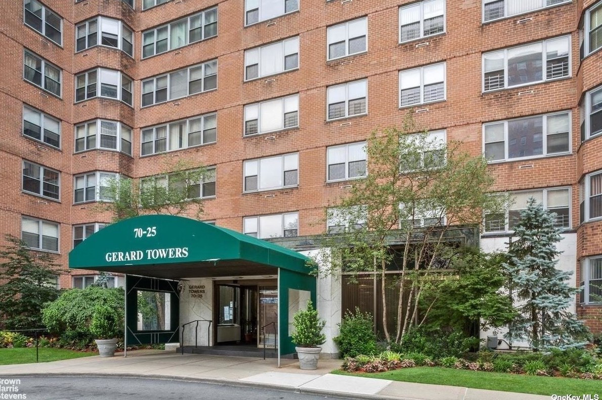 7025 Yellowstone Blvd, Flushing NY  11375-3164 exterior