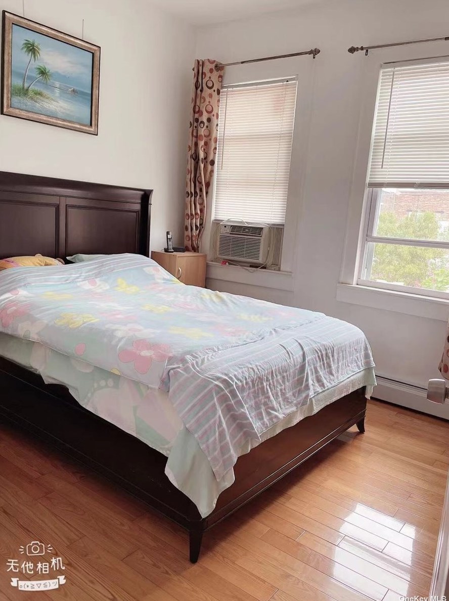 104-45 Alstyne Ave, Flushing NY 11368-2829 exterior