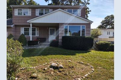 320 Frederick Street - Photo 1