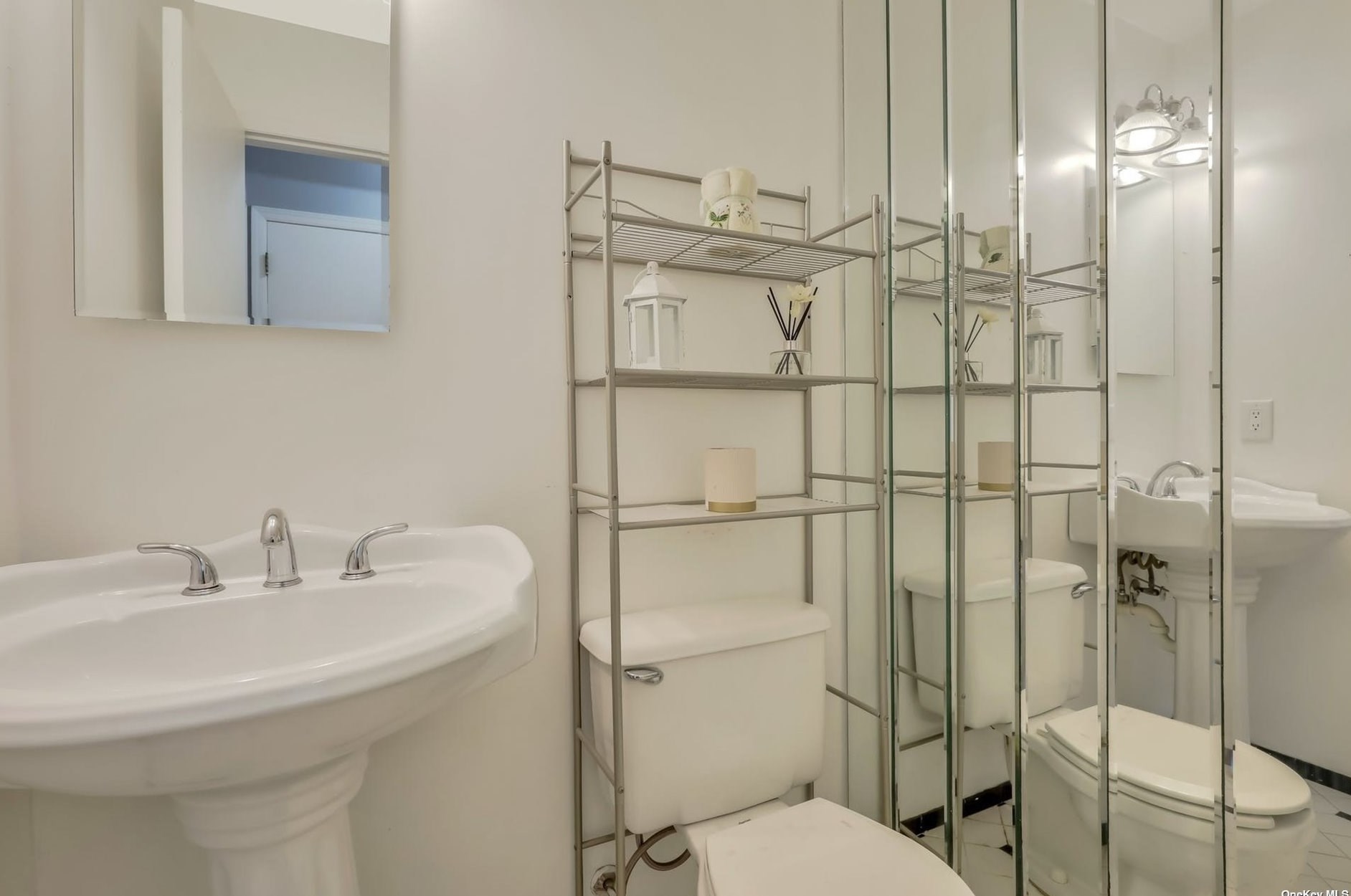 37 Stanley Dr, Smith Point NY 11967-4120 exterior