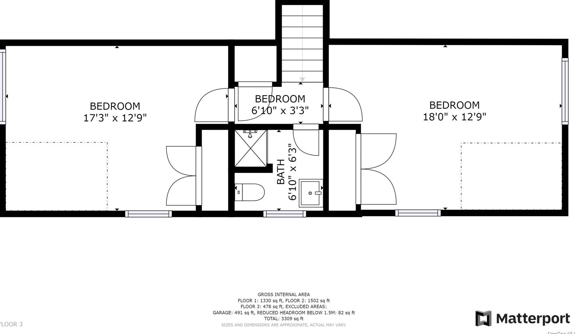 18 Briarcliff Pl, Hunt NY  11743-1826 exterior