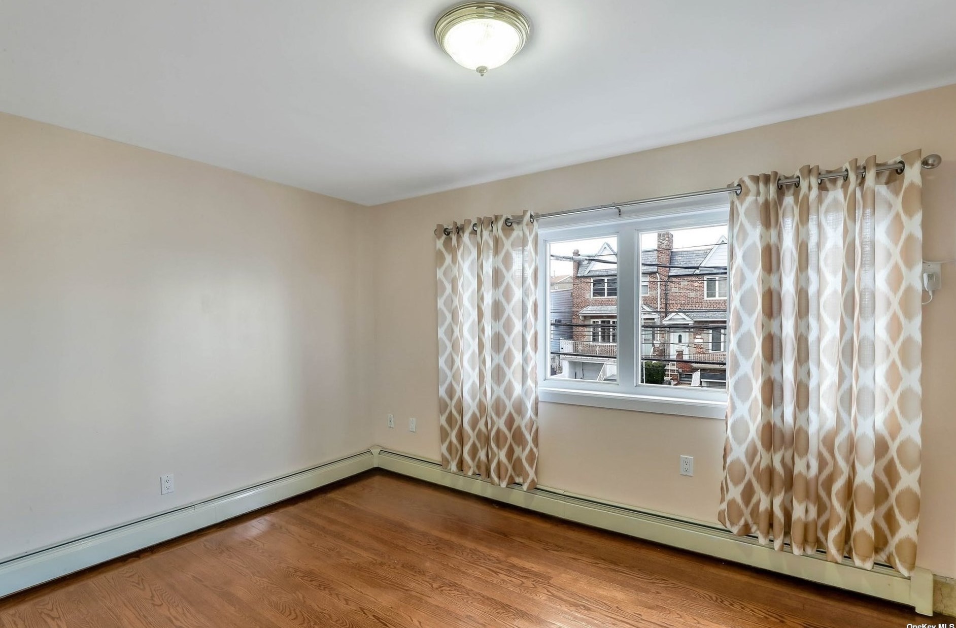 51-69 72nd Pl, Flushing NY exterior