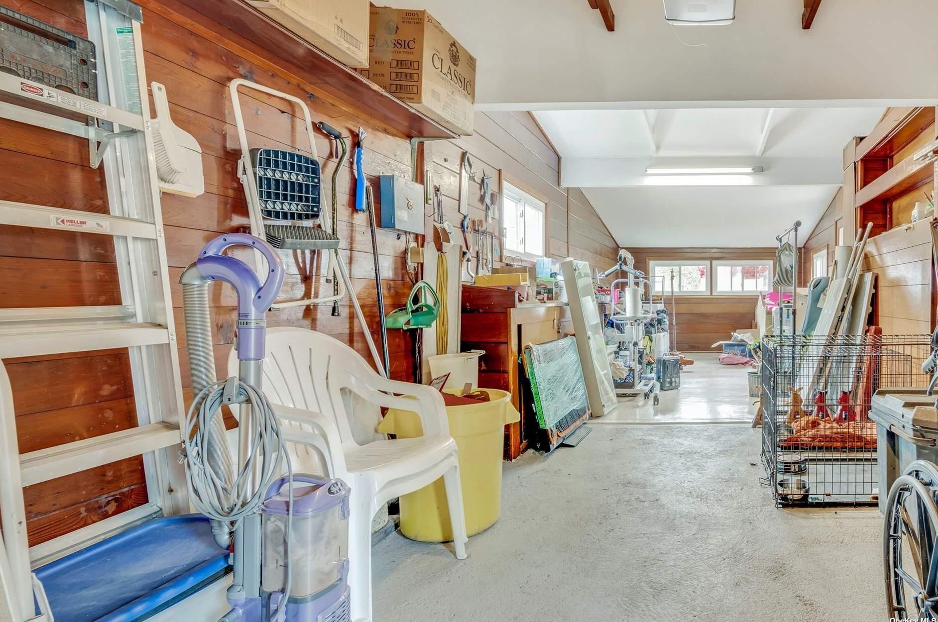 52 Apollo Ln, Hicksville NY 11801-4441 exterior