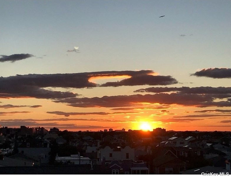 855 Broadway, East Atlantic Beach NY  11561-4745 exterior