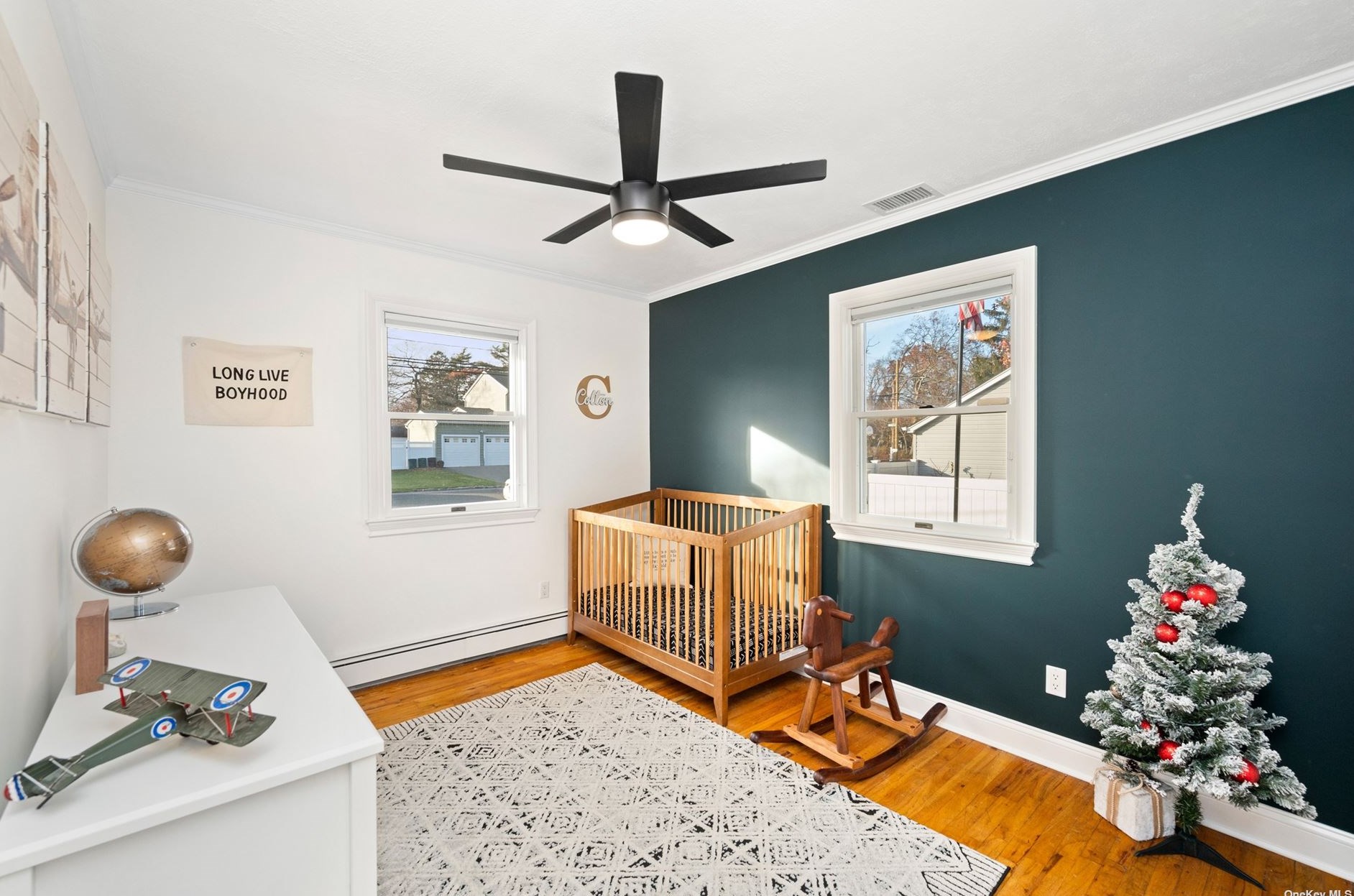 65 Creighton Ave, Hauppauge NY 11779-4445 exterior