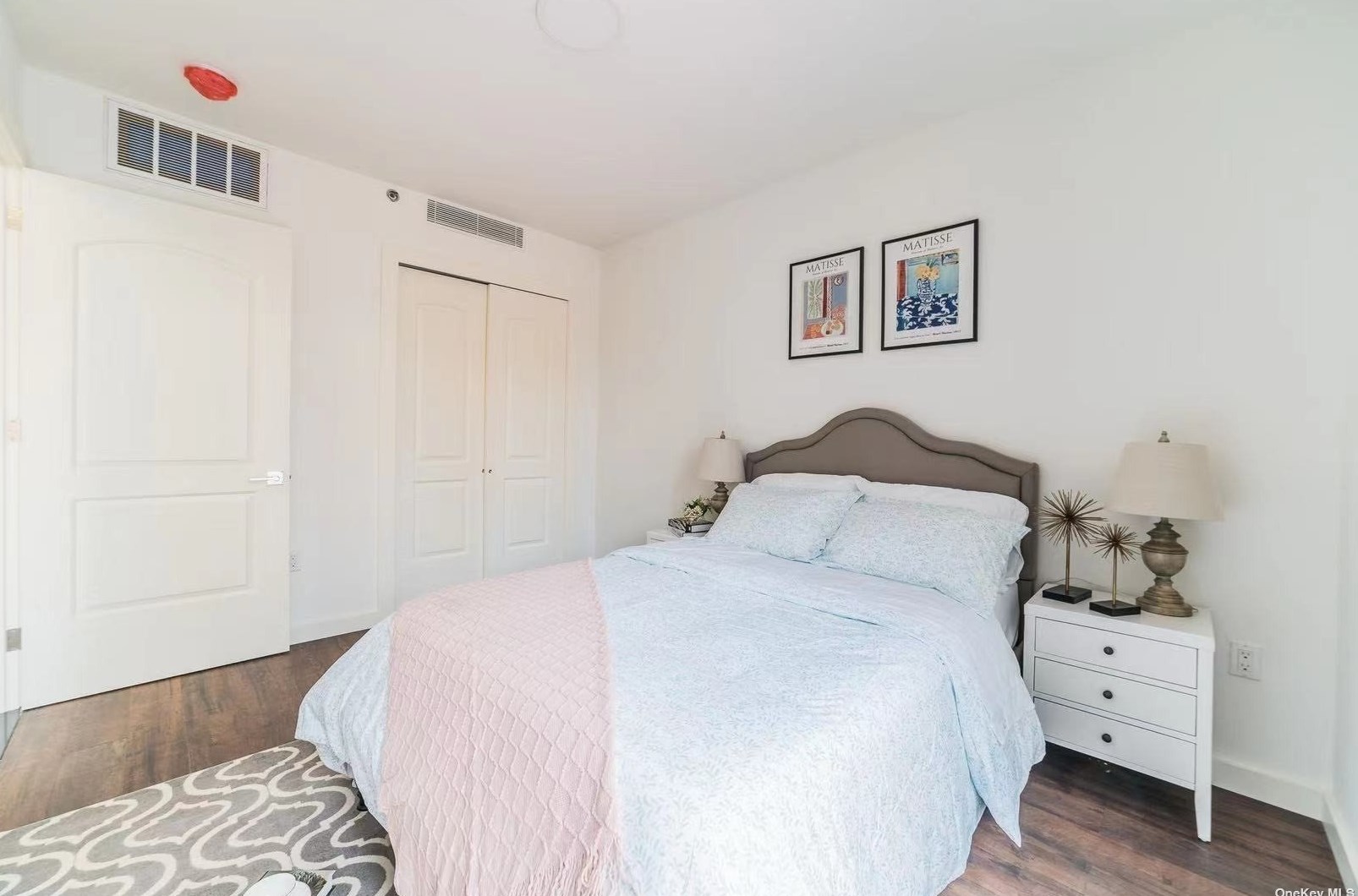 144-27 Sanford Ave, Flushing NY 11355-4231 exterior