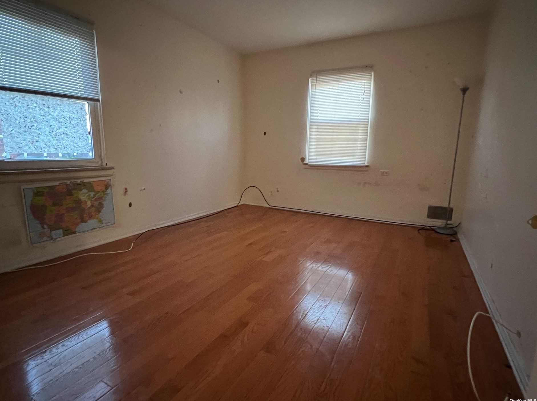 73-60 198 St, Flushing NY exterior