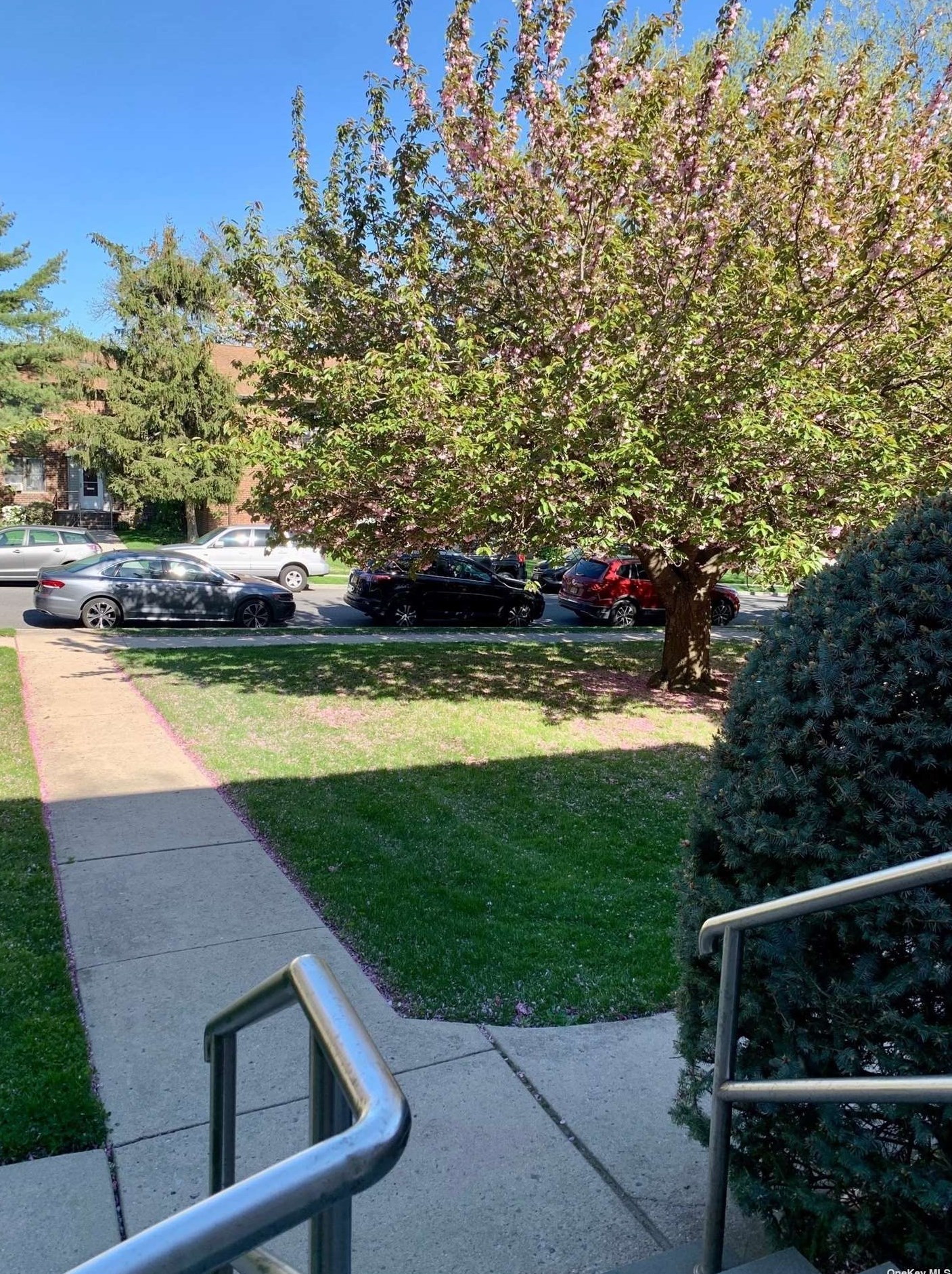 3640 172nd St, Flushing NY  11358-2399 exterior