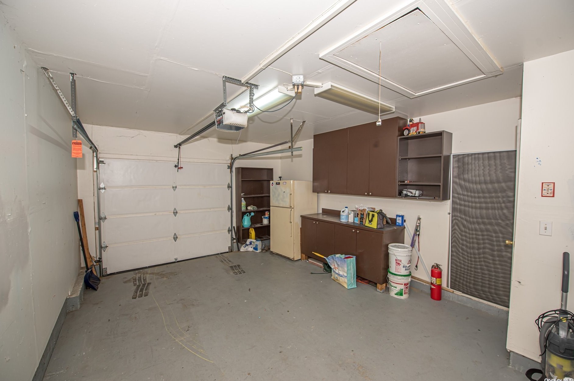 1218 Redleaf Ct, Northampton NY  11901-5221 exterior