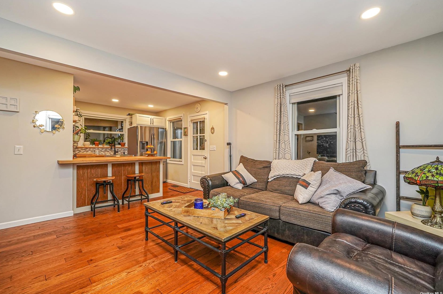 1 Shannon Blvd, Yaphank NY  11980-1601 exterior