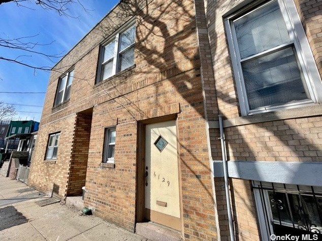 61-29 Cooper Ave, Flushing NY  11385-5735 exterior