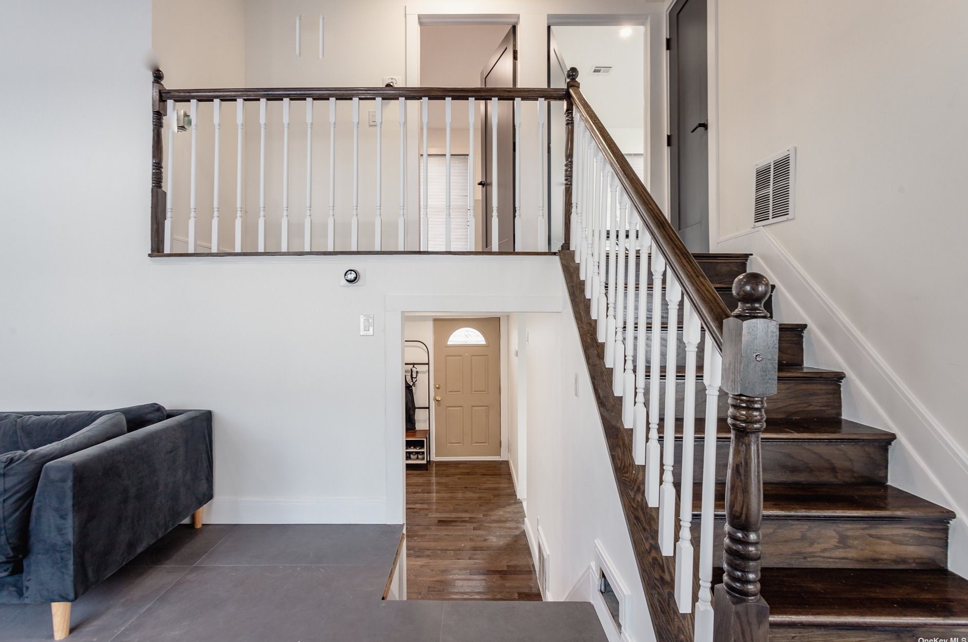 3 Huron St, Prt Jefferson Station NY  11776-4307 exterior