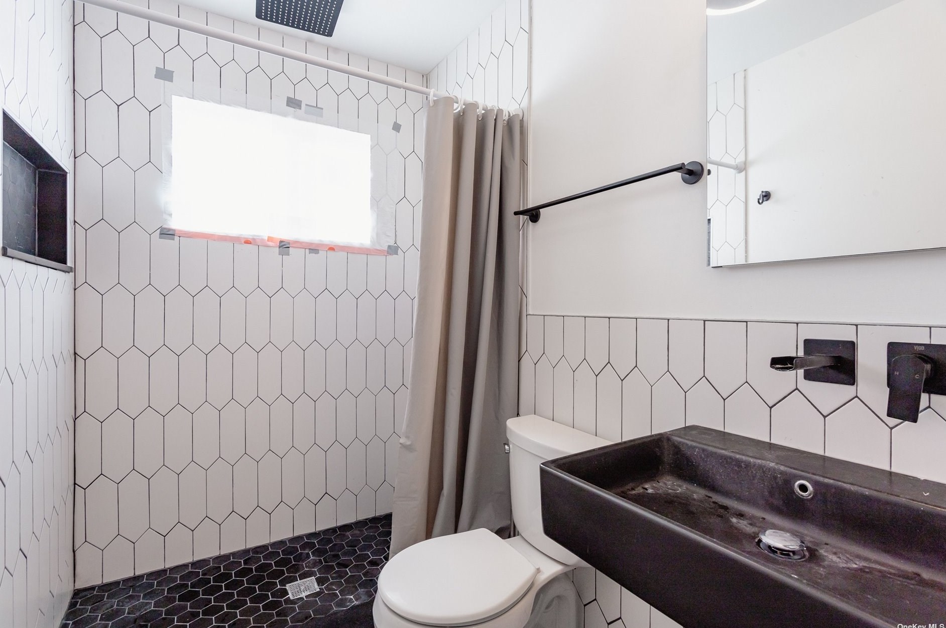 3 Huron St, Prt Jefferson Station NY  11776-4307 exterior