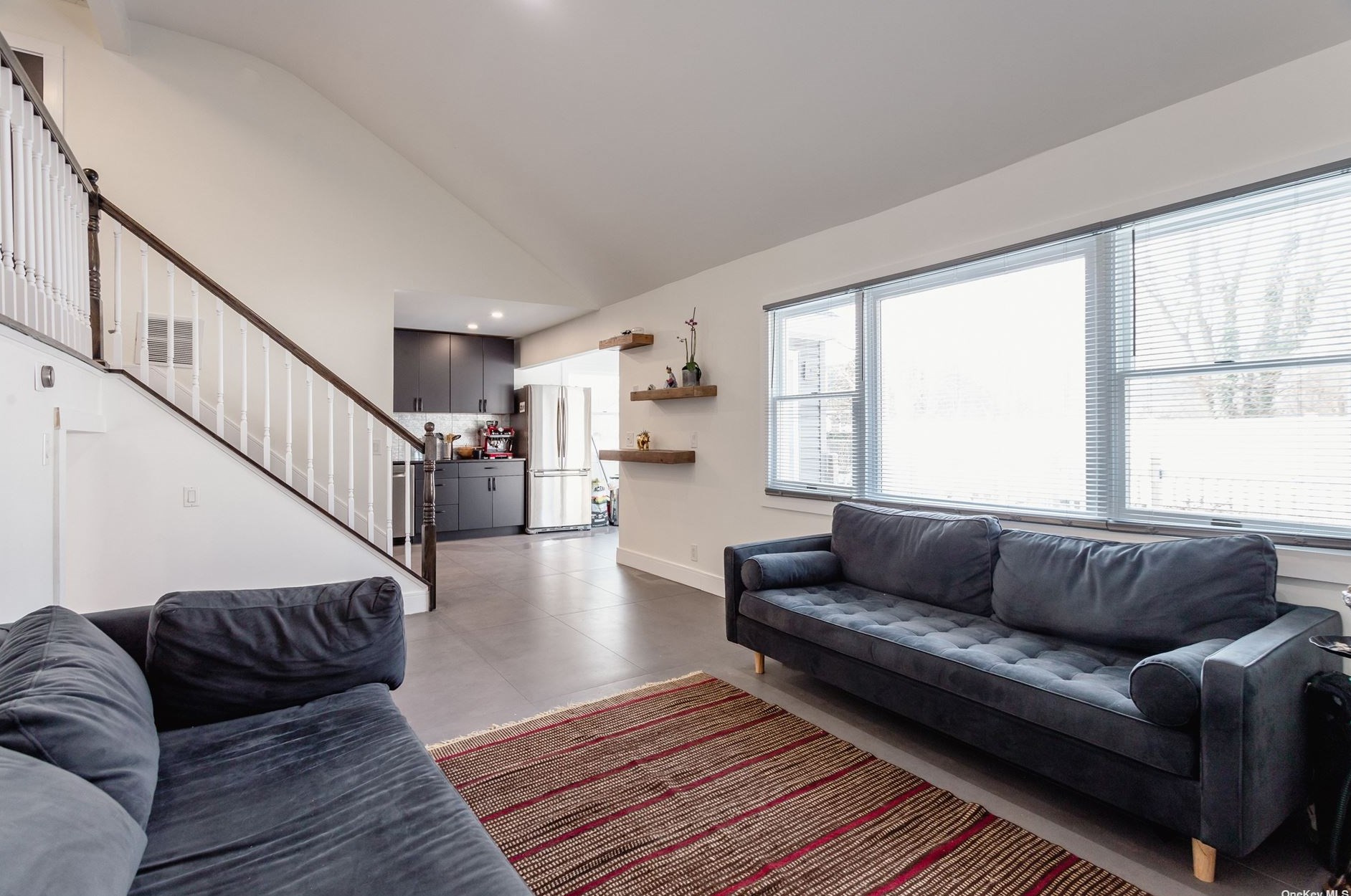 3 Huron St, Prt Jefferson Station NY  11776-4307 exterior