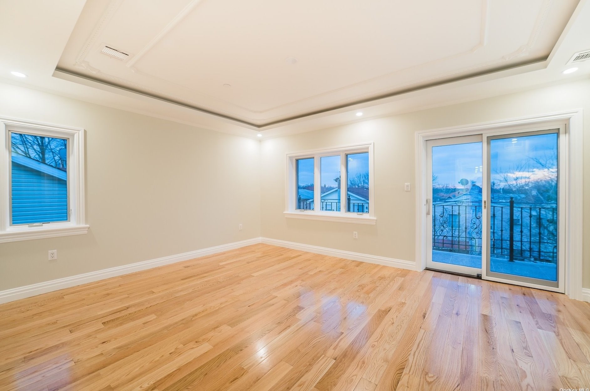 64-18 230th St, Flushing NY  11364-1517 exterior