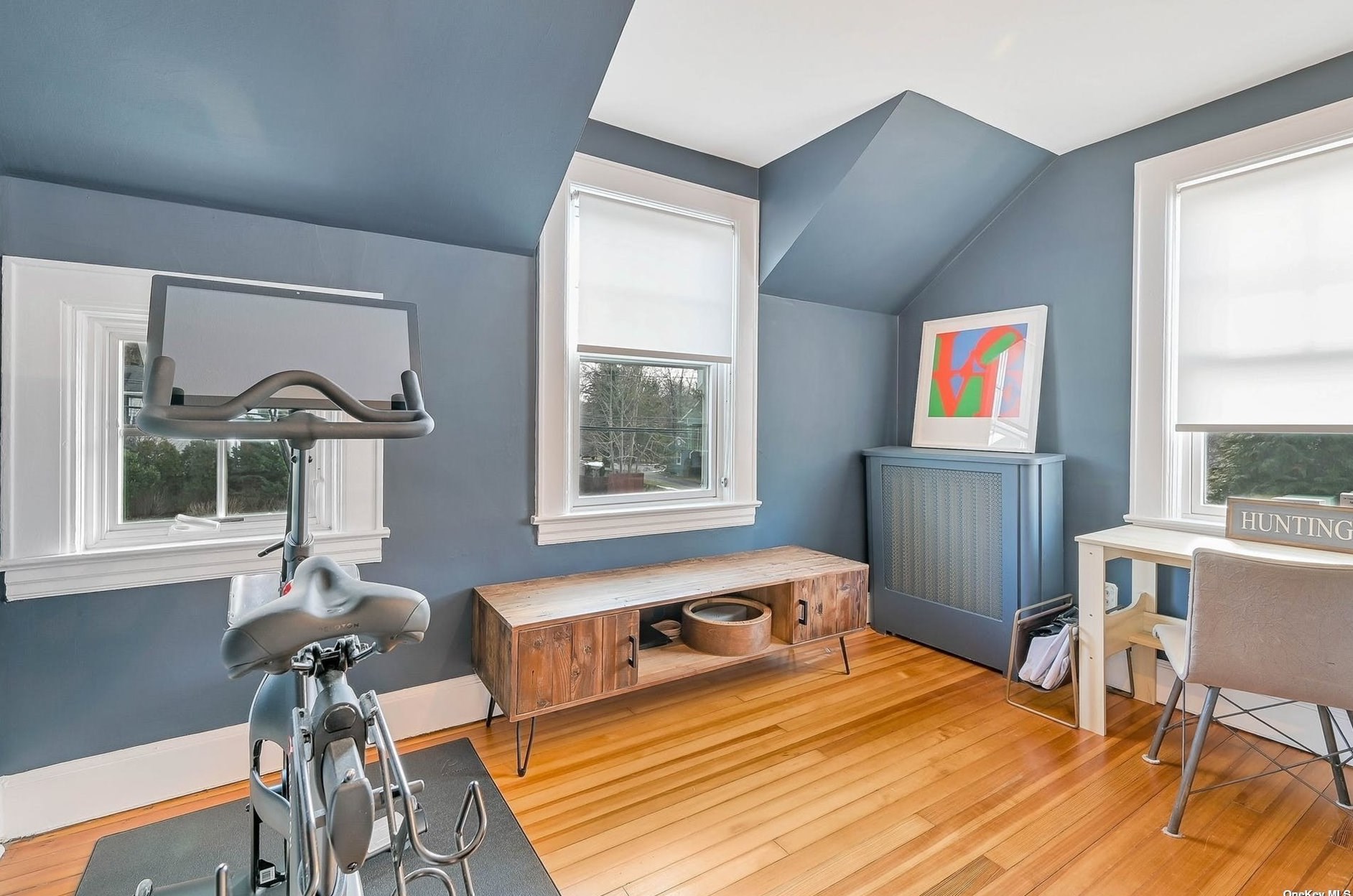 65 Main St, Hunt NY 11743-2919 exterior